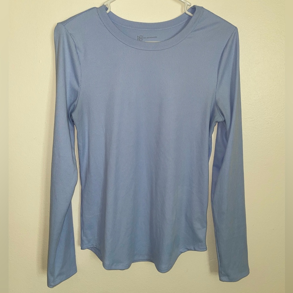 Long sleeve t shirt